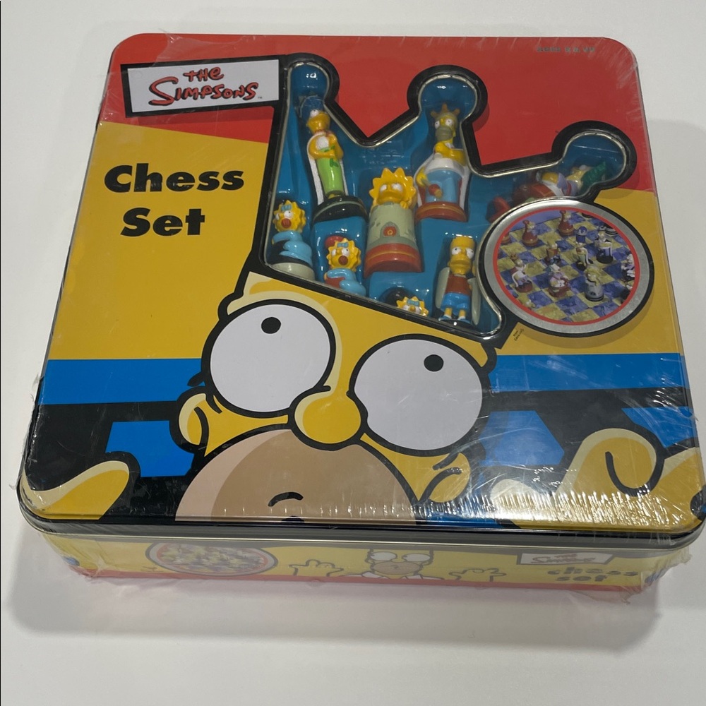 NEW The Simpsons 3D Chess Set